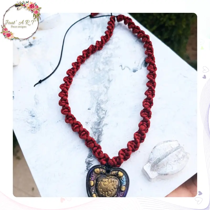 Collier Macramé avec Pendentif
